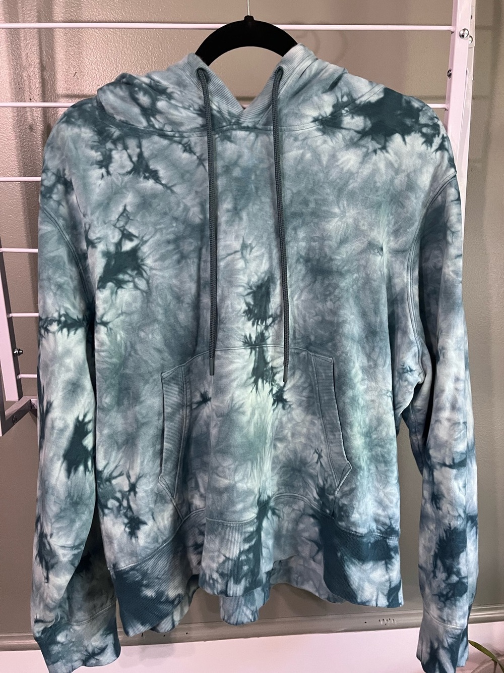 Athleta Teal and Seafoam Tie-Dye Hooded Pullover